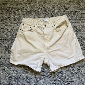 Zara Off-White Casual Shorts